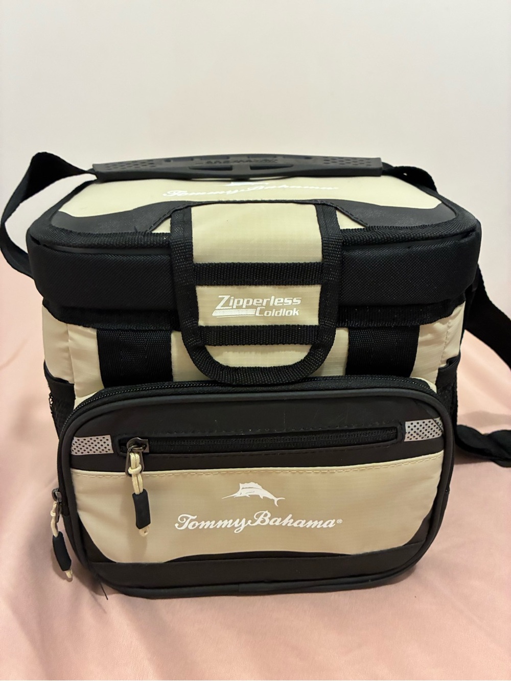 New Tommy Bahama Beige and Black Insulated Cooler Tote